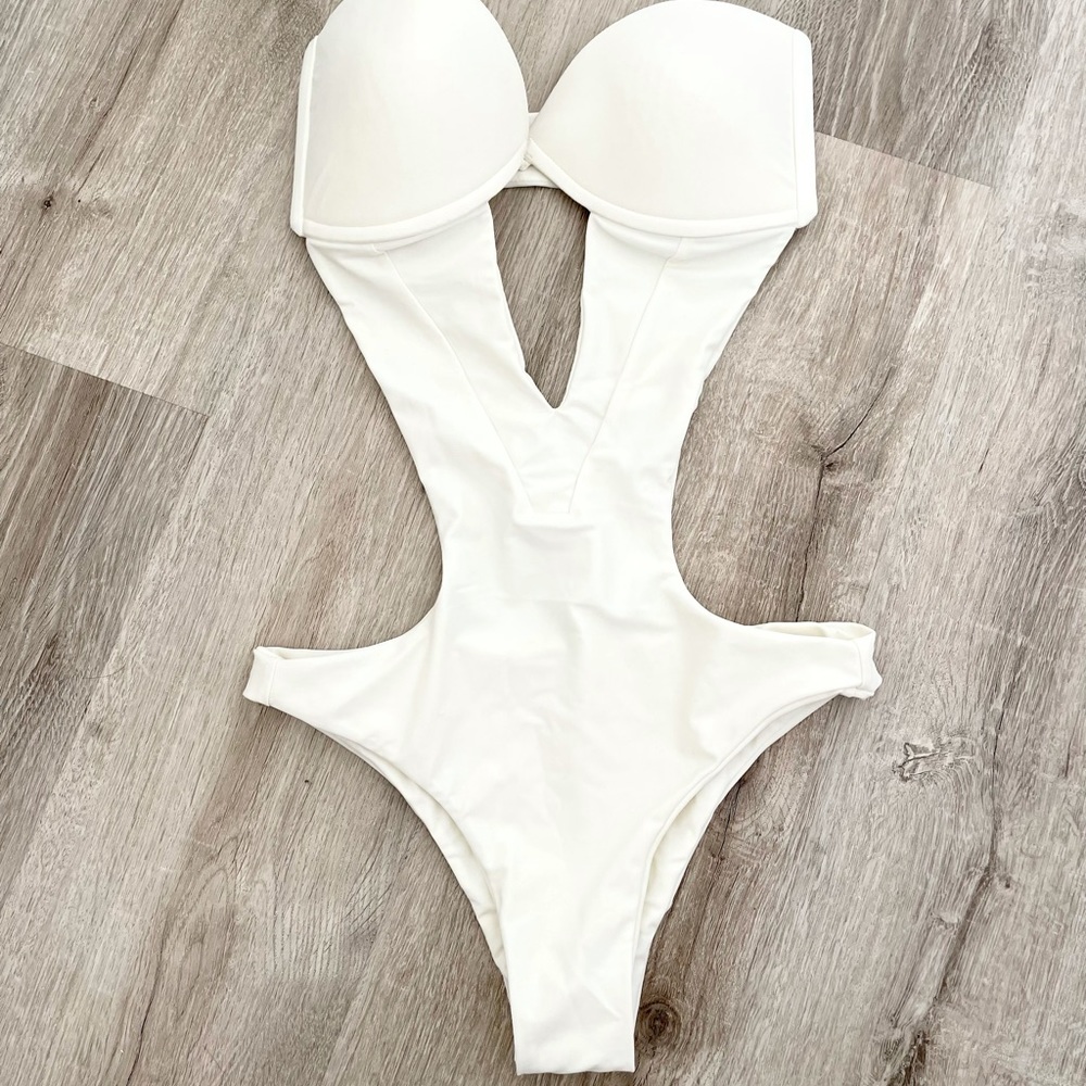 NWOT MIKOH cut out one piece bikini size M